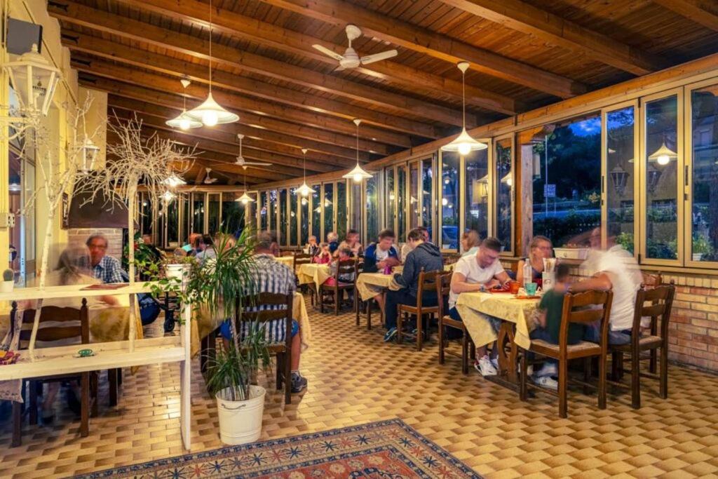 Village Camping Joker Cavallino-Treporti Bagian luar foto